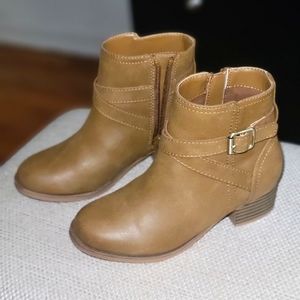 Girls Buckle Low Heel Booties